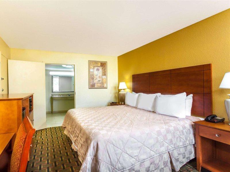Days Inn By Wyndham Lebanon Εξωτερικό φωτογραφία